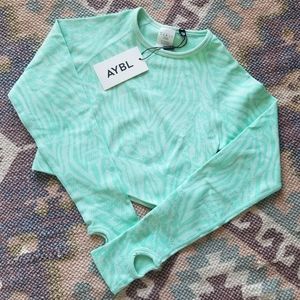 Aybl Animal Seamless Long Sleeve Crop Top - mint green